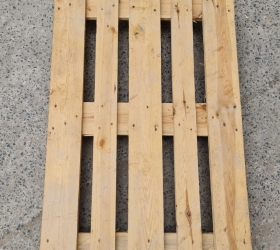 Pallet gỗ nâng 4 hướng gỗ tạp