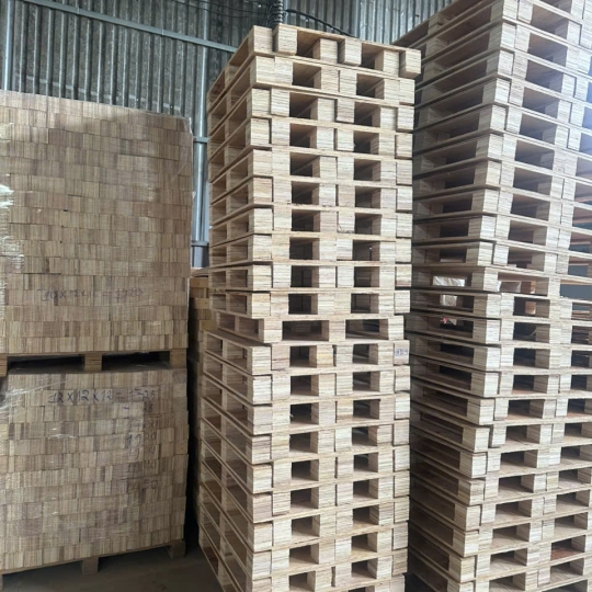 pallet mới giá rẻ tân uyên